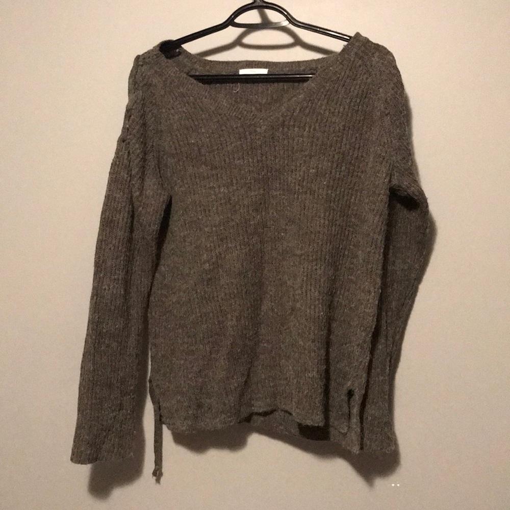 Grey sweater